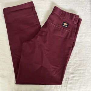 Dickies skateboarding pant in plum
